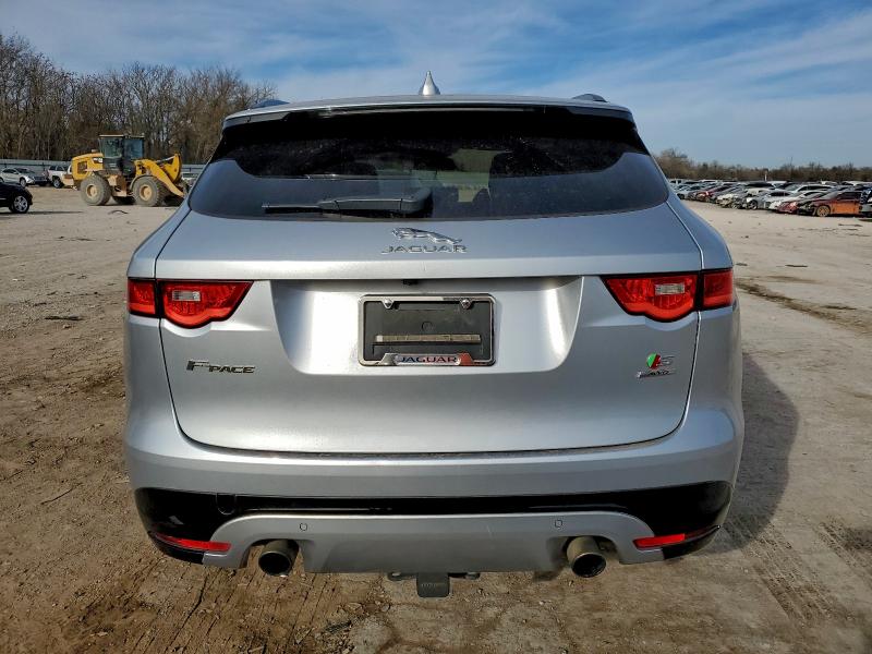 Фото 6 - JAGUAR F-PACE