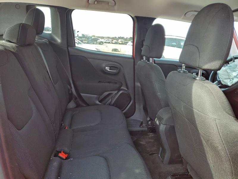 Фото 10 - JEEP RENEGADE