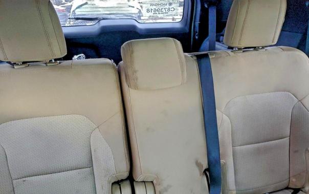 Фото 10 - FORD EXPLORER