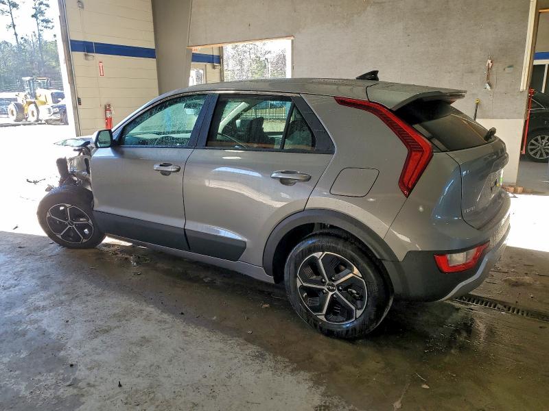 Фото 2 - KIA NIRO