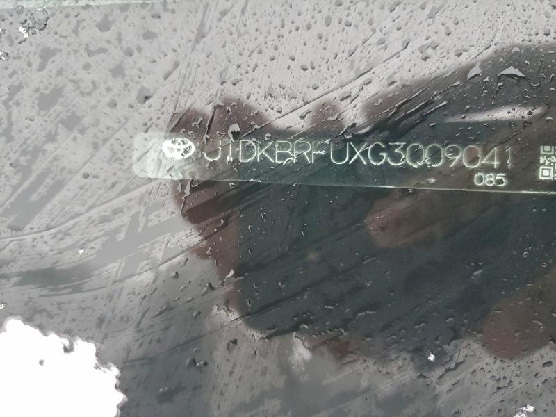 Фото 13 - TOYOTA PRIUS