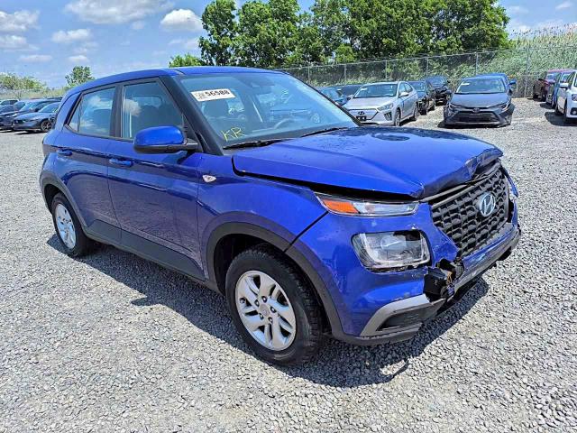 Фото 3 - HYUNDAI VENUE