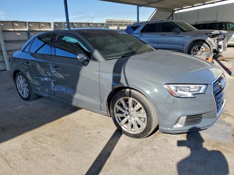 Фото 4 - AUDI A3