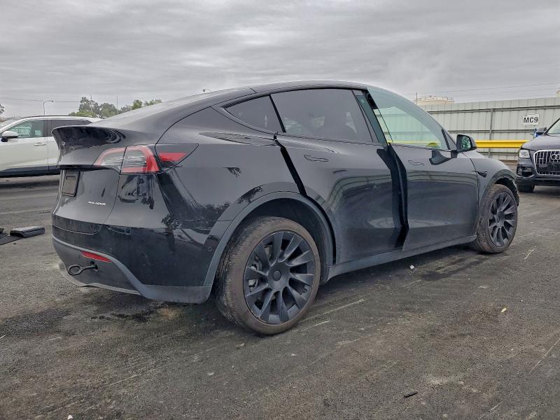 Фото 3 - TESLA MODEL Y
