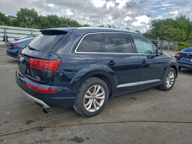 Фото 3 - AUDI Q7
