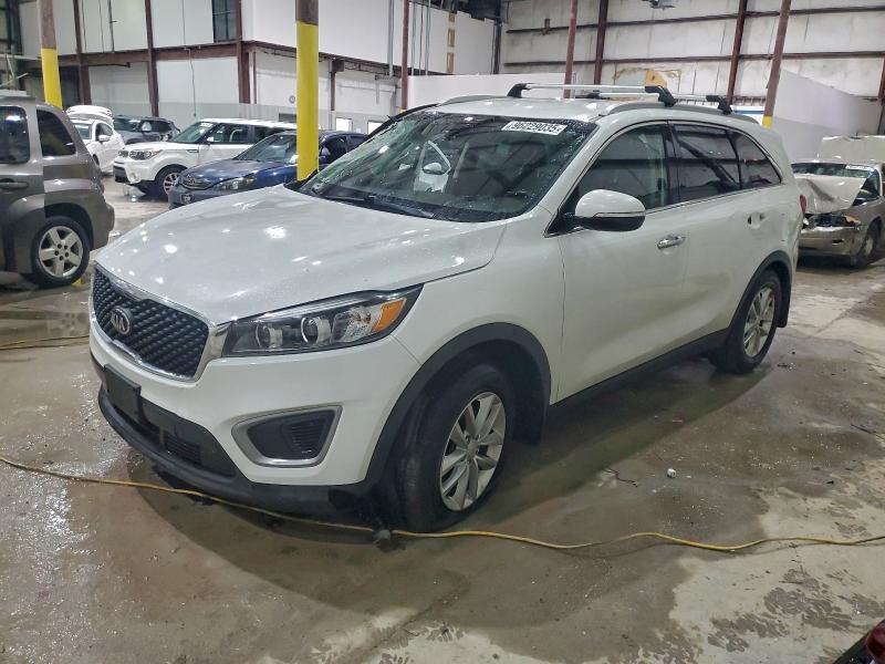 Фото 1 - KIA SORENTO