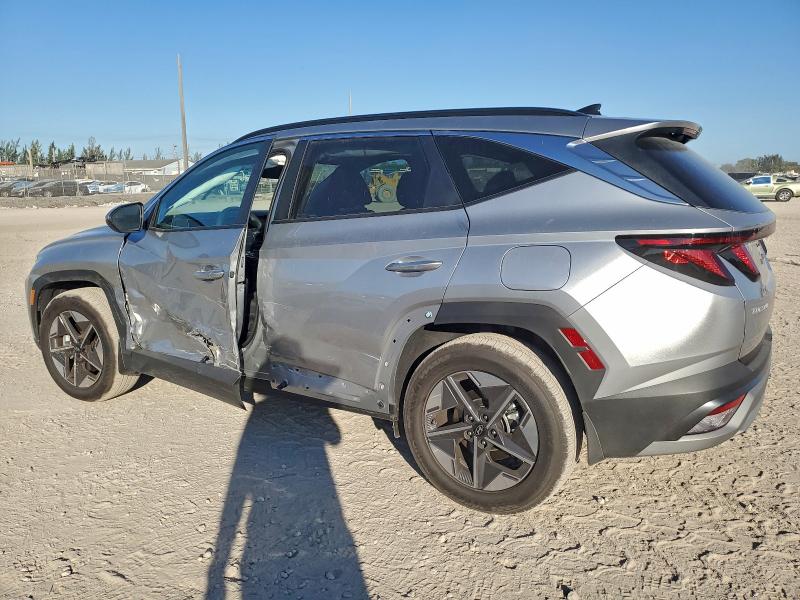 Фото 2 - HYUNDAI TUCSON