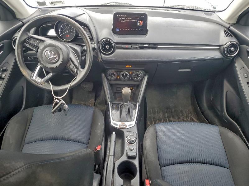 Фото 8 - TOYOTA YARIS