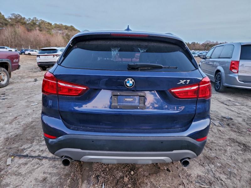 Фото 6 - BMW X1