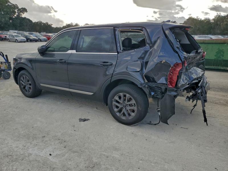 Фото 2 - KIA TELLURIDE