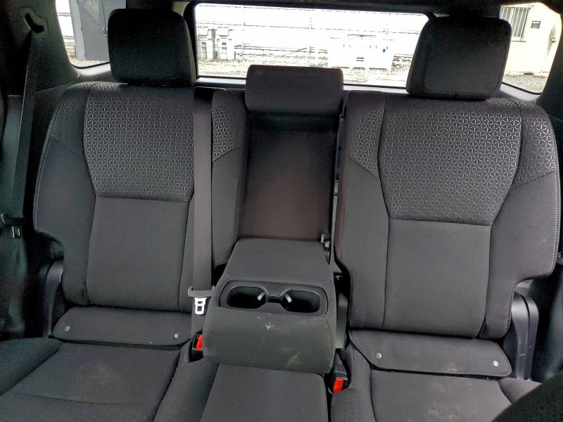 Фото 10 - TOYOTA 4RUNNER