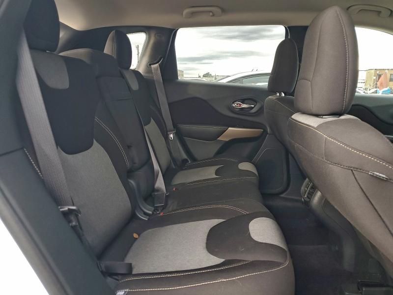 Фото 11 - JEEP GRAND CHER