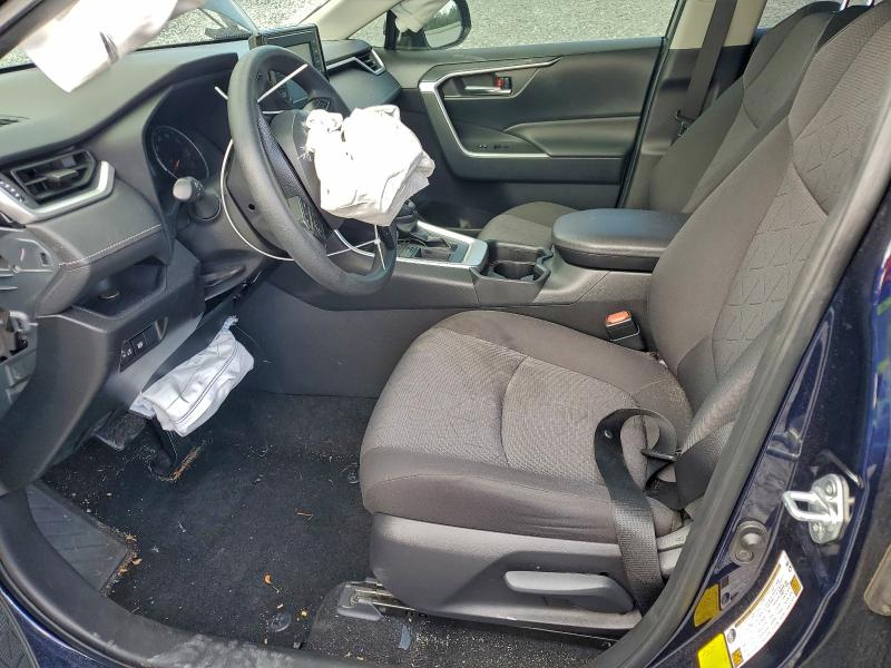 Фото 7 - TOYOTA RAV4