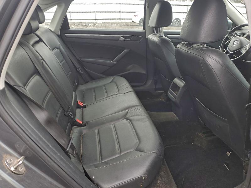 Фото 10 - VOLKSWAGEN PASSAT