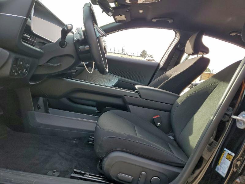 HYUNDAI IONIQ 6 SE 2025 VIN KMHM24AA3SA085192