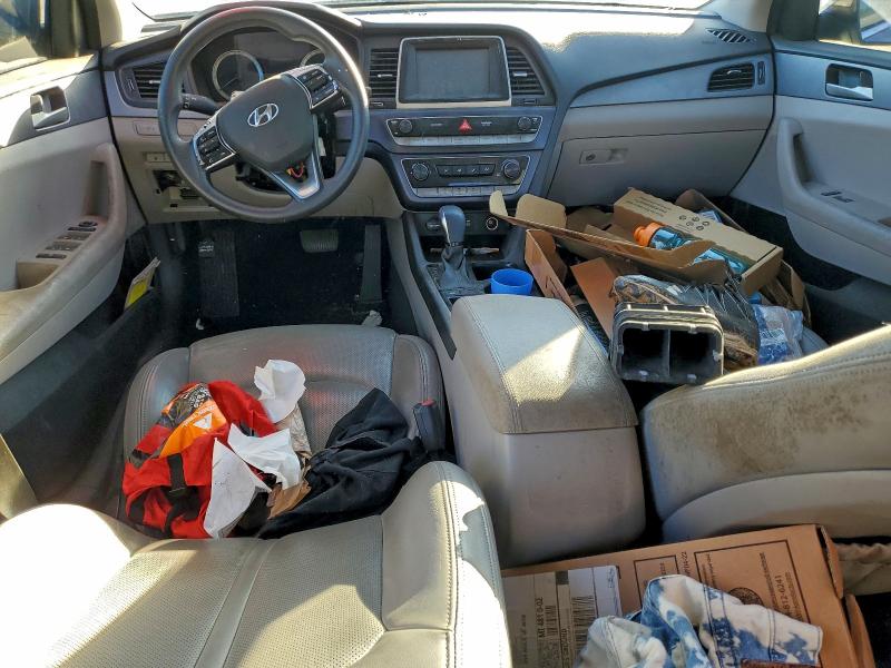 Фото 8 - HYUNDAI SONATA