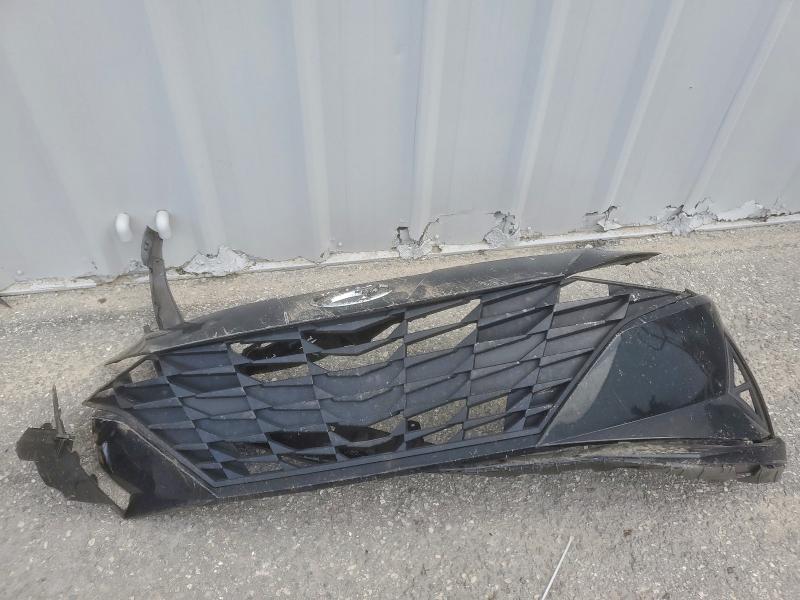 Фото 12 - HYUNDAI ELANTRA