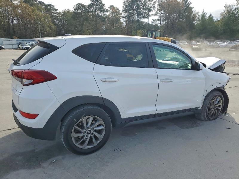 Фото 3 - HYUNDAI TUCSON