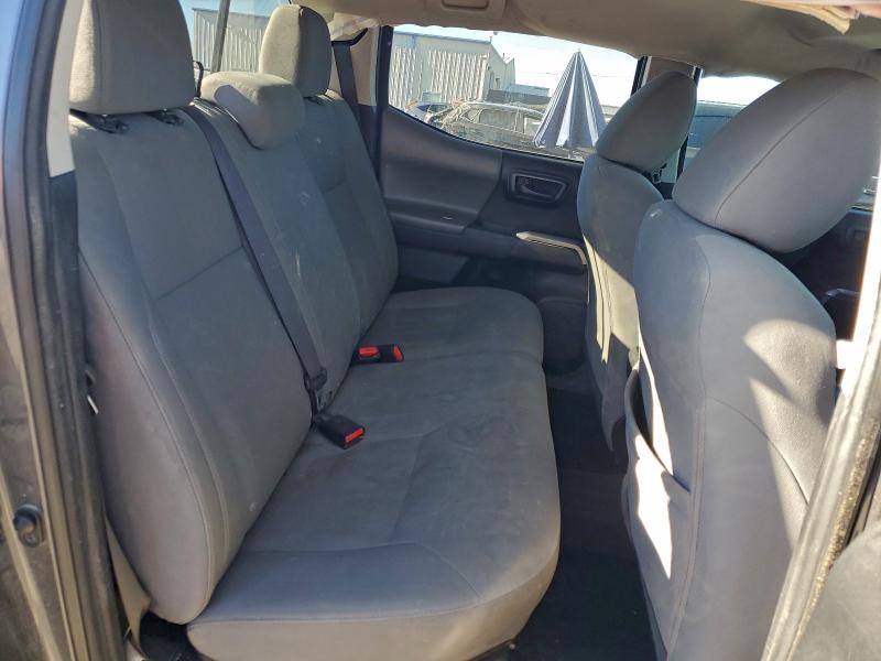 Фото 10 - TOYOTA TACOMA