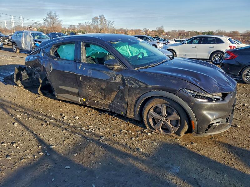 Фото 4 - FORD MUSTANG