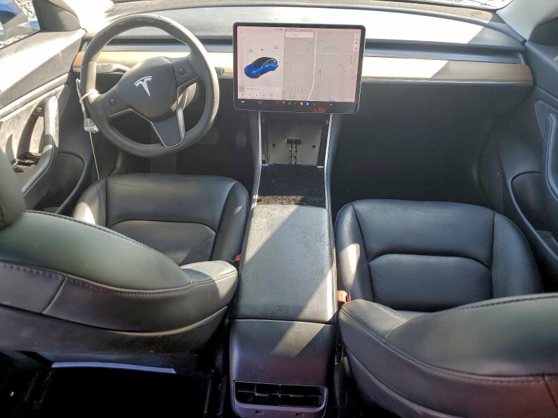 Фото 8 - TESLA MODEL 3