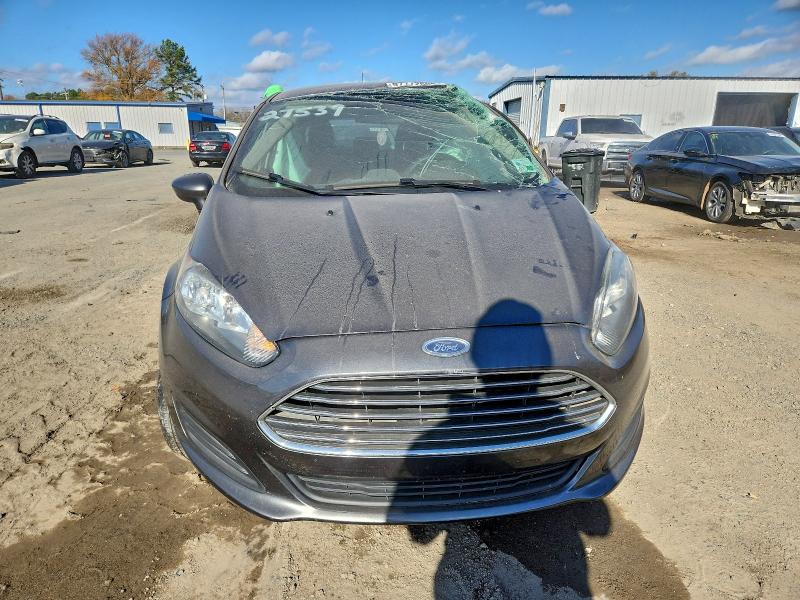 Фото 5 - FORD FIESTA