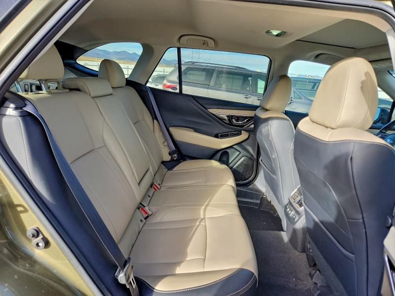 Фото 11 - SUBARU OUTBACK