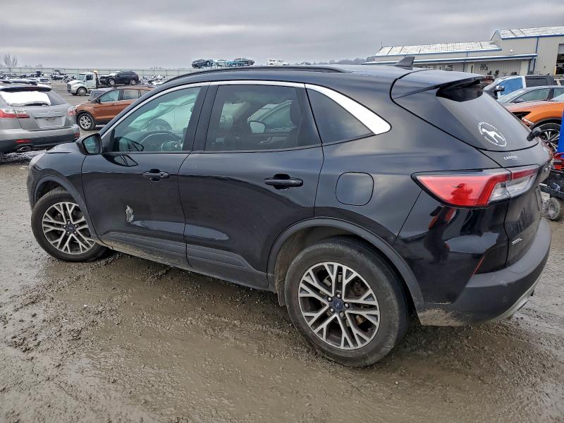 Фото 2 - FORD ESCAPE