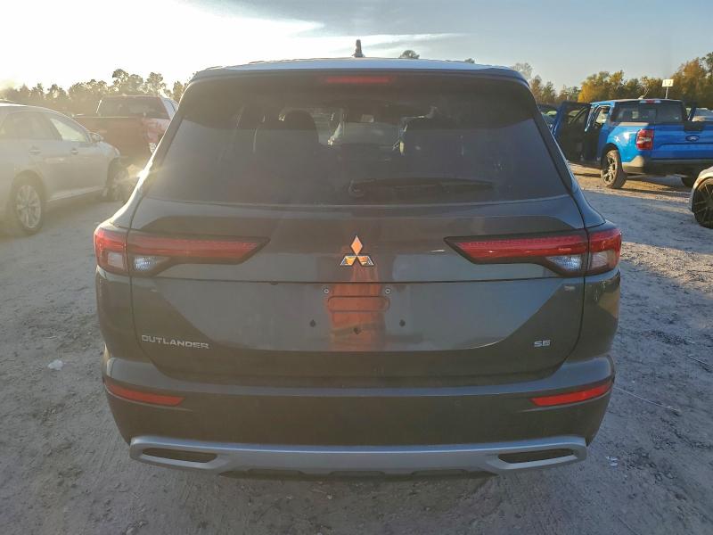 Фото 6 - MITSUBISHI OUTLANDER