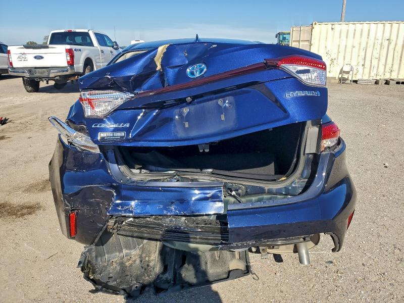 Фото 6 - TOYOTA COROLLA