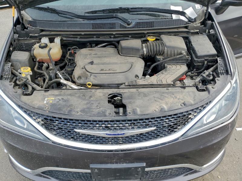 Фото 12 - CHRYSLER PACIFICA