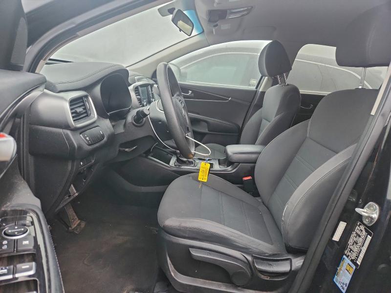 Фото 7 - KIA SORENTO