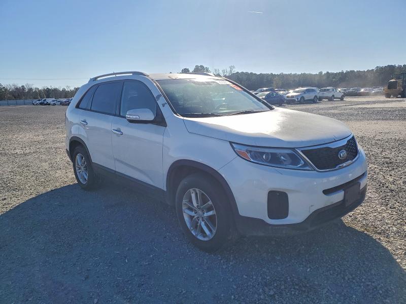 Фото 4 - KIA SORENTO