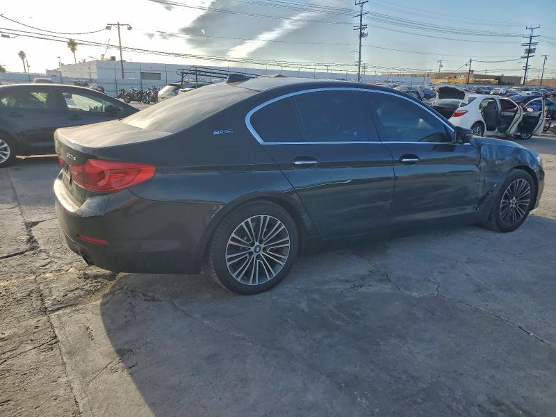 Фото 3 - BMW 5 SERIES