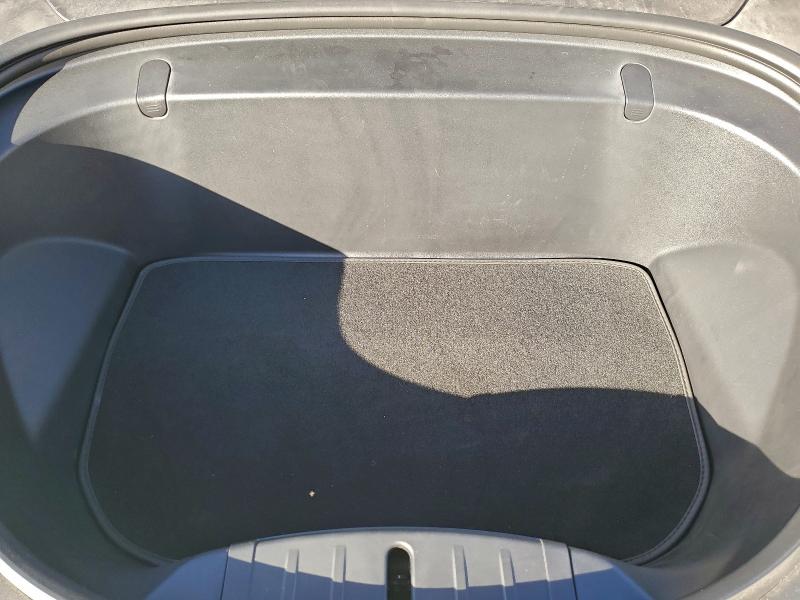 Фото 11 - TESLA MODEL 3