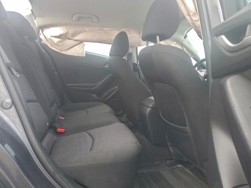 Фото 10 - MAZDA 3