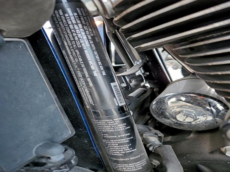 HARLEY-DAVIDSON FL 2022