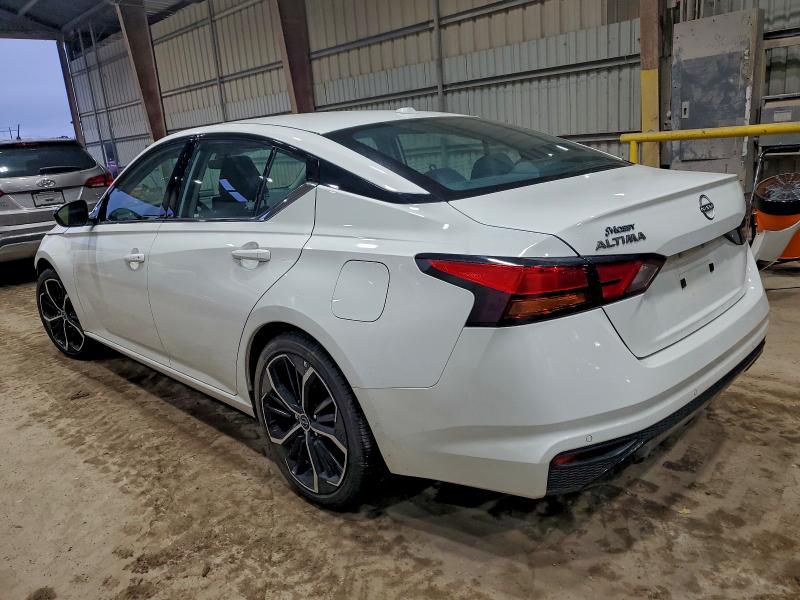 Фото 2 - NISSAN ALTIMA