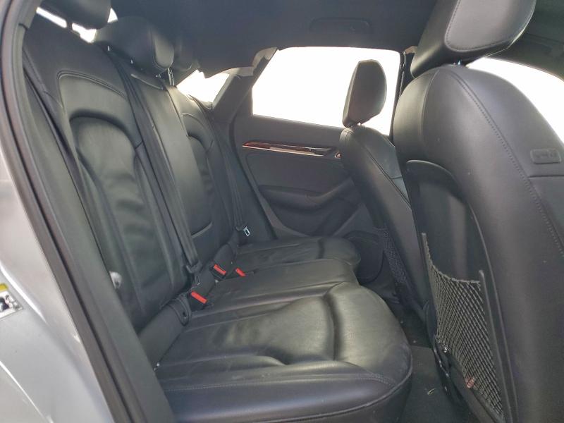 Фото 11 - AUDI Q3