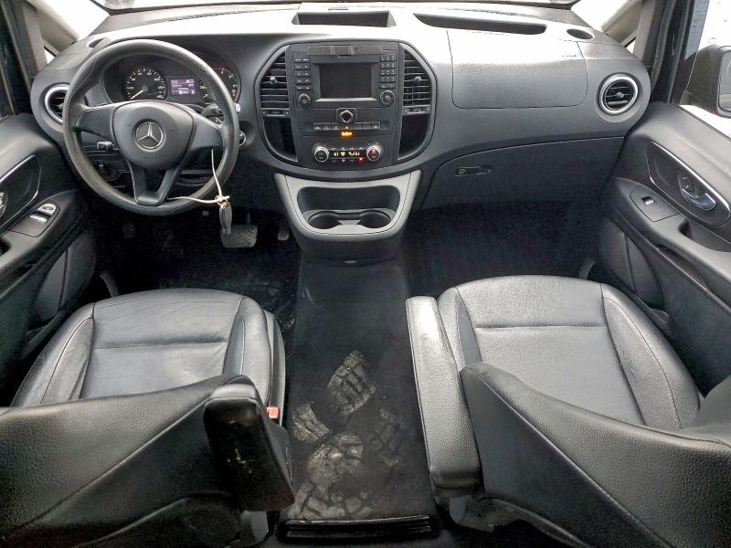 Фото 8 - MERCEDES-BENZ METRIS