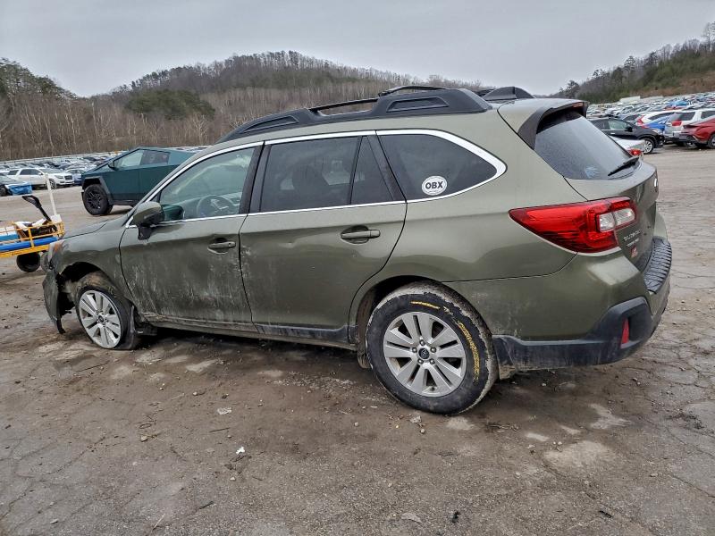 Фото 2 - SUBARU OUTBACK