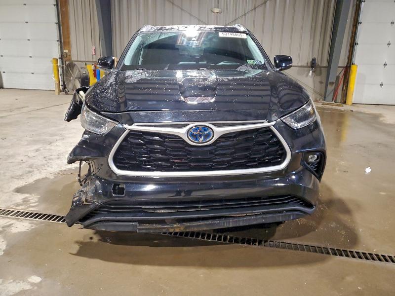 Фото 5 - TOYOTA HIGHLANDER