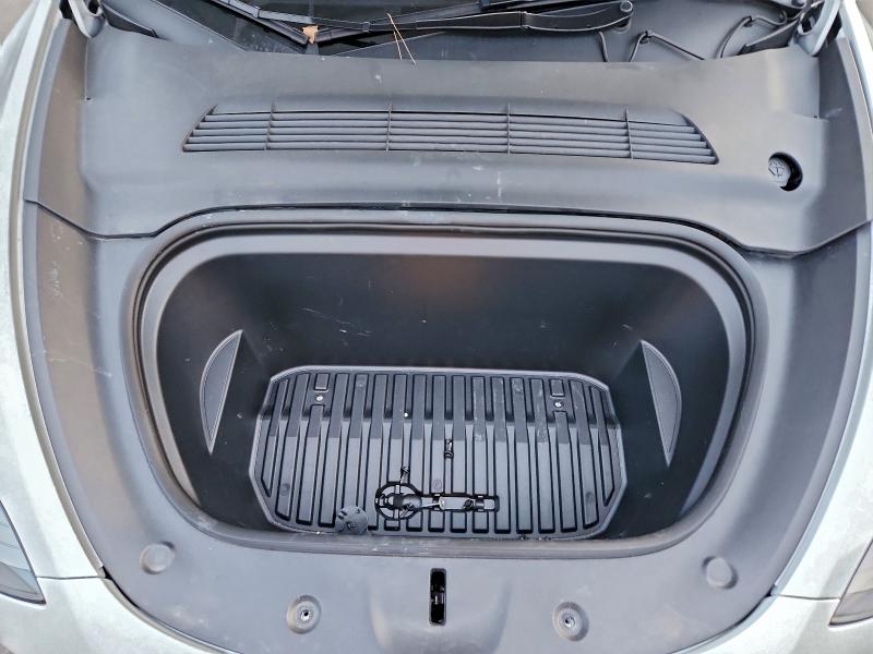 Фото 12 - TESLA MODEL Y