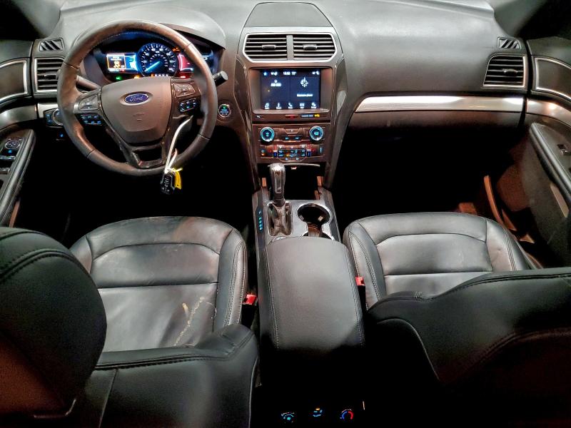 Фото 8 - FORD EXPLORER