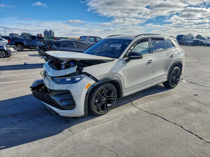 Фото 1 - VOLKSWAGEN TIGUAN