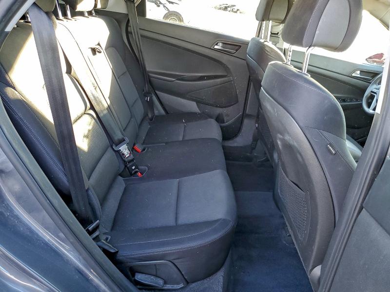 Фото 11 - HYUNDAI TUCSON