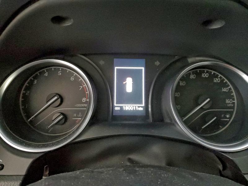 Фото 9 - TOYOTA CAMRY