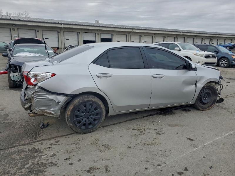 Фото 3 - TOYOTA COROLLA