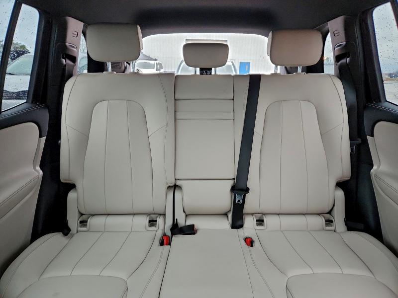 Фото 10 - MERCEDES-BENZ EQB 250+