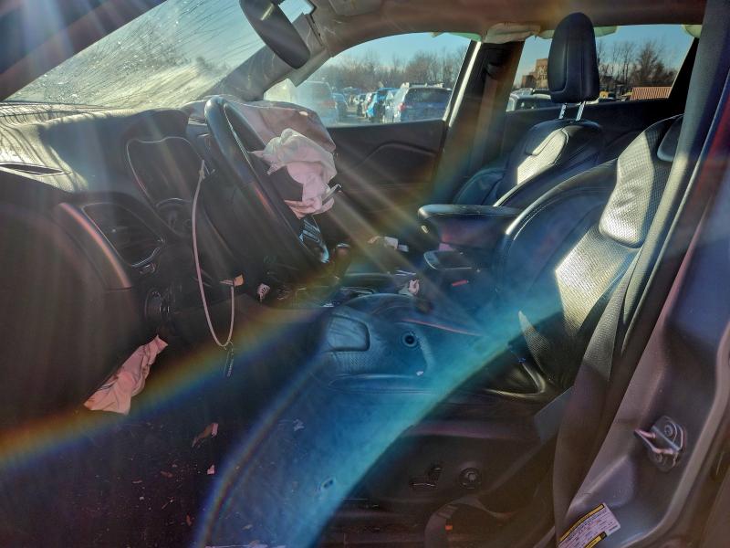 Фото 7 - JEEP GRAND CHER